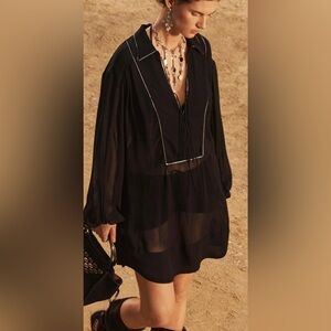 Zara limited edition oversized blouse/coverup. Size XS. Worn only ONCE!Pristine!